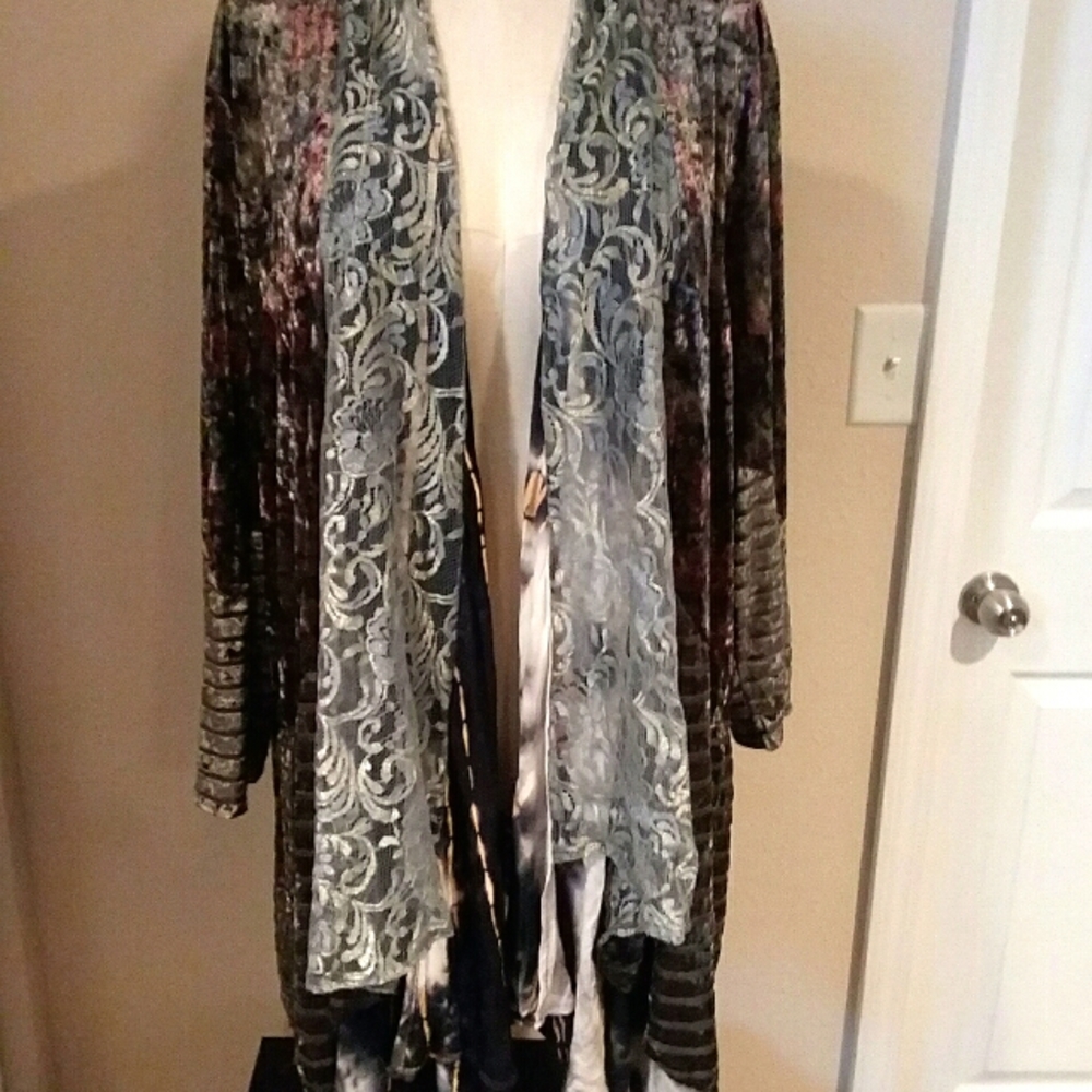 NWT ! Kamana brand duster ! Size 2x !